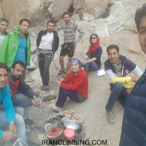گشایش هشتمین مسیر در چشمه لاوی اصفهان